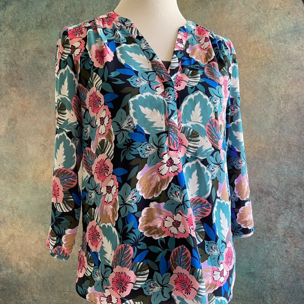 NYDJ "Perfect Blouse by Curves 360" XS